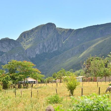 Village Em Itaitu - Jacobina Caem Luaran gambar